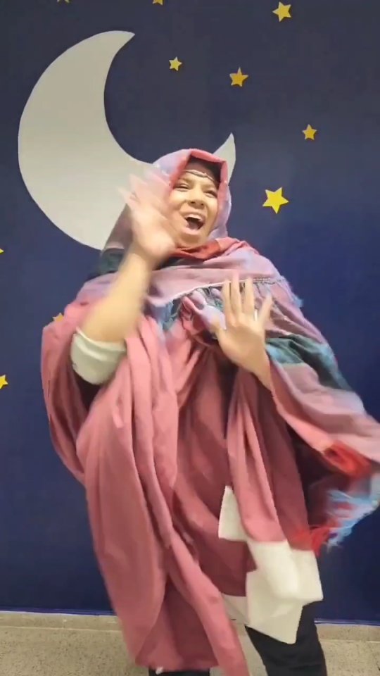 Entre personajes bíblicos, risas y conexión, recordamos: La Palabra de Dios permanece para siempre.Between Bible characters, laughter and connection, we remembered: The Word of God remains forever.🌺