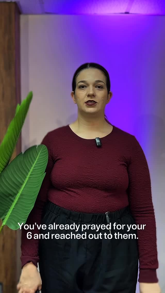 Desafío de esta semana: compartir ✨Ya oraste.
Ya cuidaste.
Ahora da un paso más.Piensa en uno de tus 6 y busca una oportunidad para hablar de Jesús.Puede ser en una conversación, una historia, una publicación o una palabra de esperanza.
Dios también puede usar tus redes sociales para acercar a alguien a Él 🤍