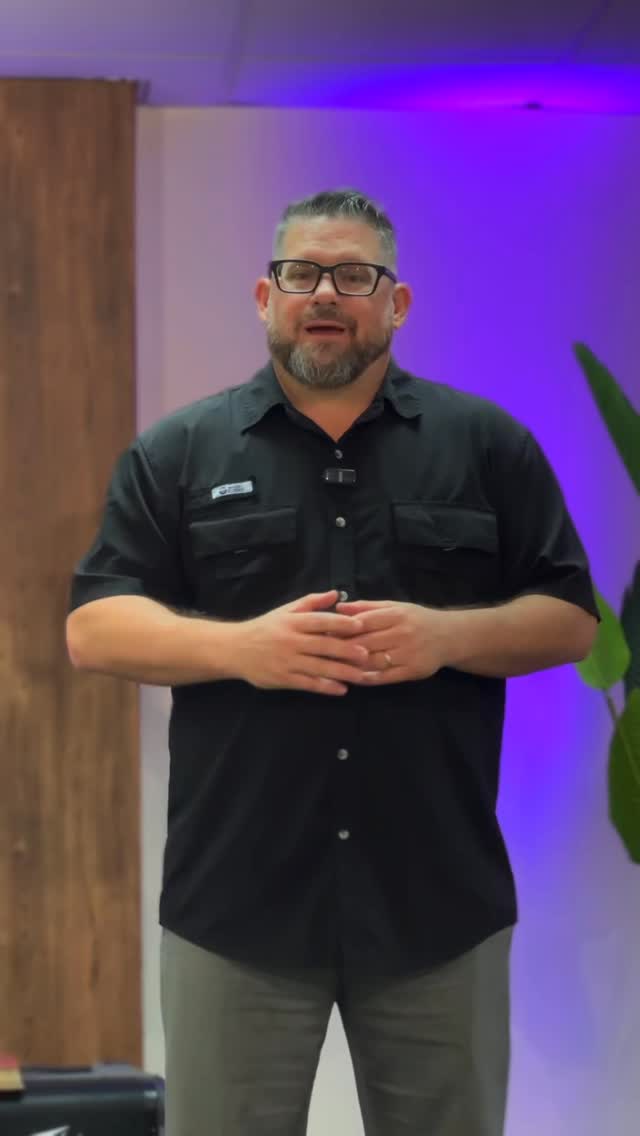 Como iglesia nos unimos al mes de Evangelismo Global Panamá 2026 🇵🇦🙏🏾Todo el mes de mayo estaremos animándonos unos a otros a orar, cuidar y compartir de Jesús. Está semana empezamos con nuestro primer desafío: ORAR¿Te unes? 🫂